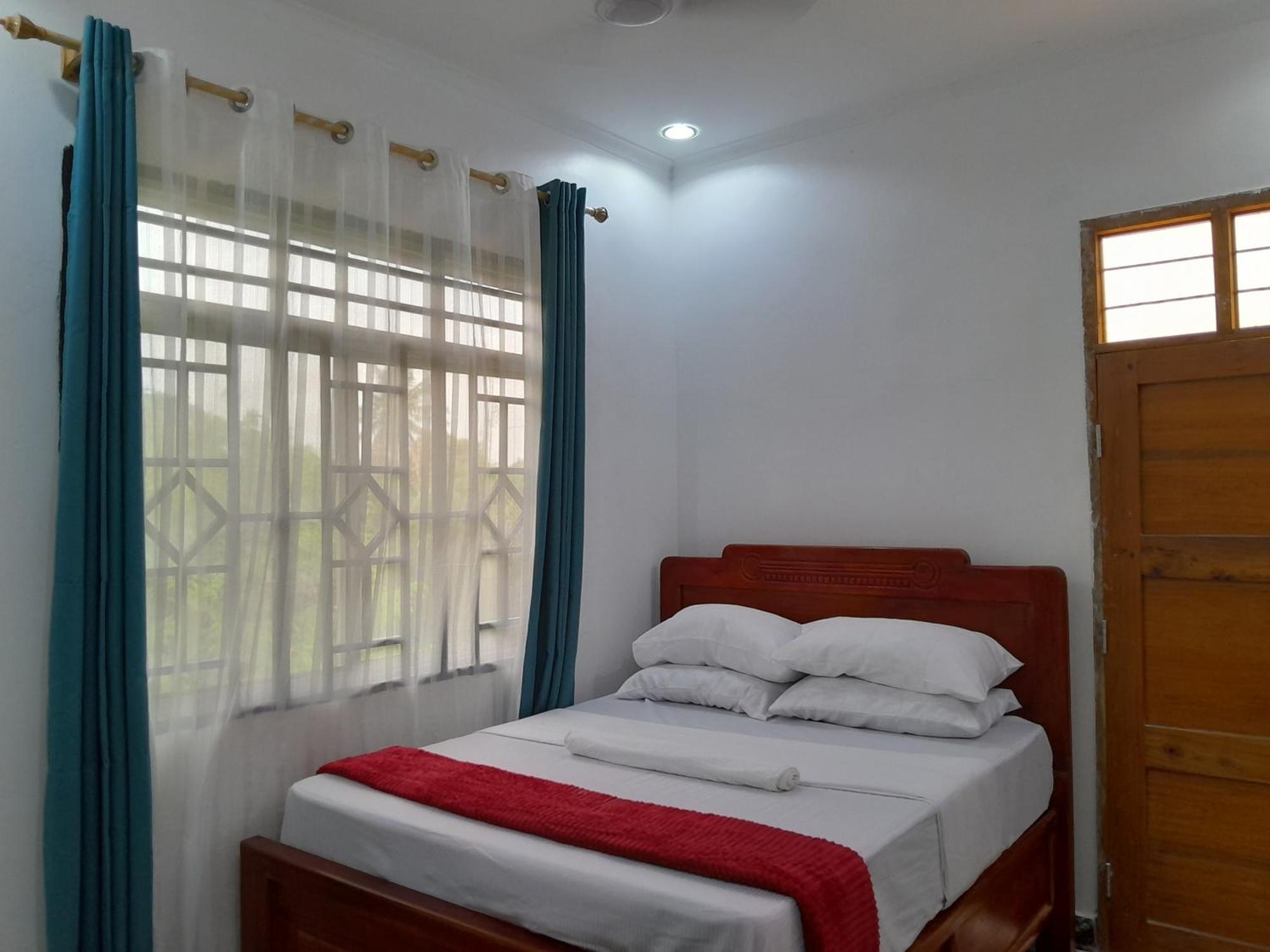 Valley Breeze Hotel Daressalam Exterior foto