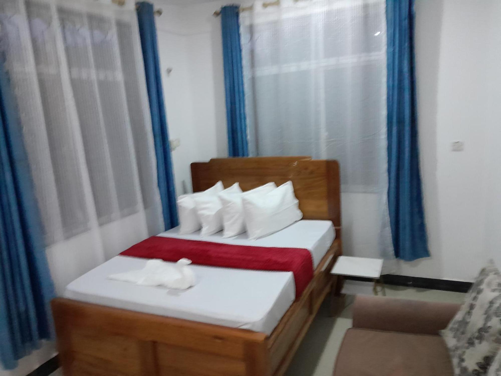 Valley Breeze Hotel Daressalam Exterior foto